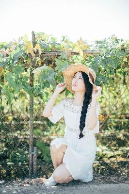 两个女儿和爸爸的搞笑视频